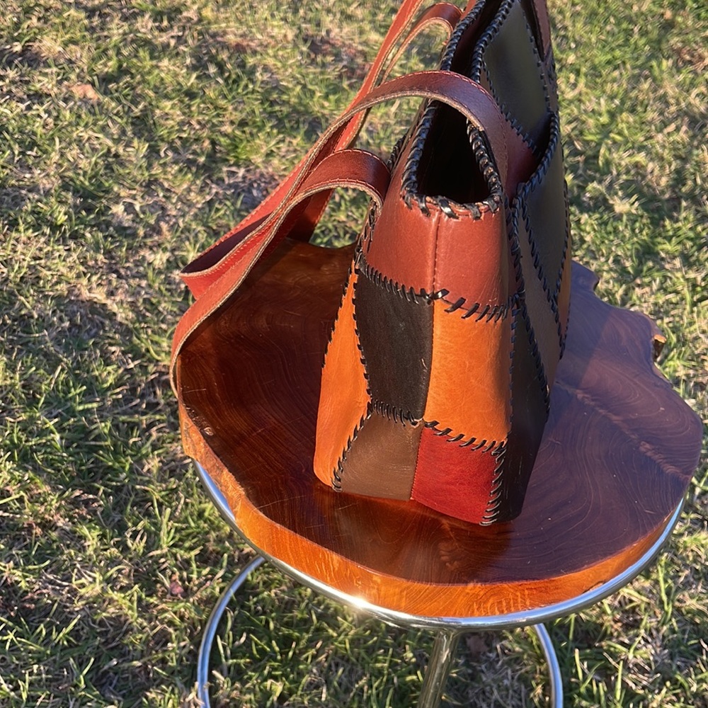 Patricia Nash patchwork tote - Picture 4 of 16